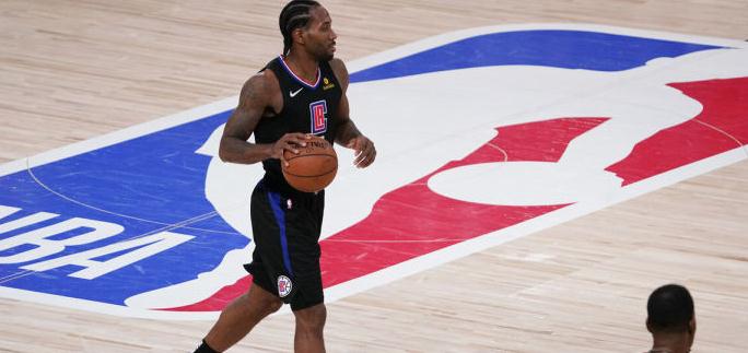 爱游戏体育-关于穆雷巅峰对决，西亚卡姆与40激战TES分钟，出色防守胜负难料！的信息